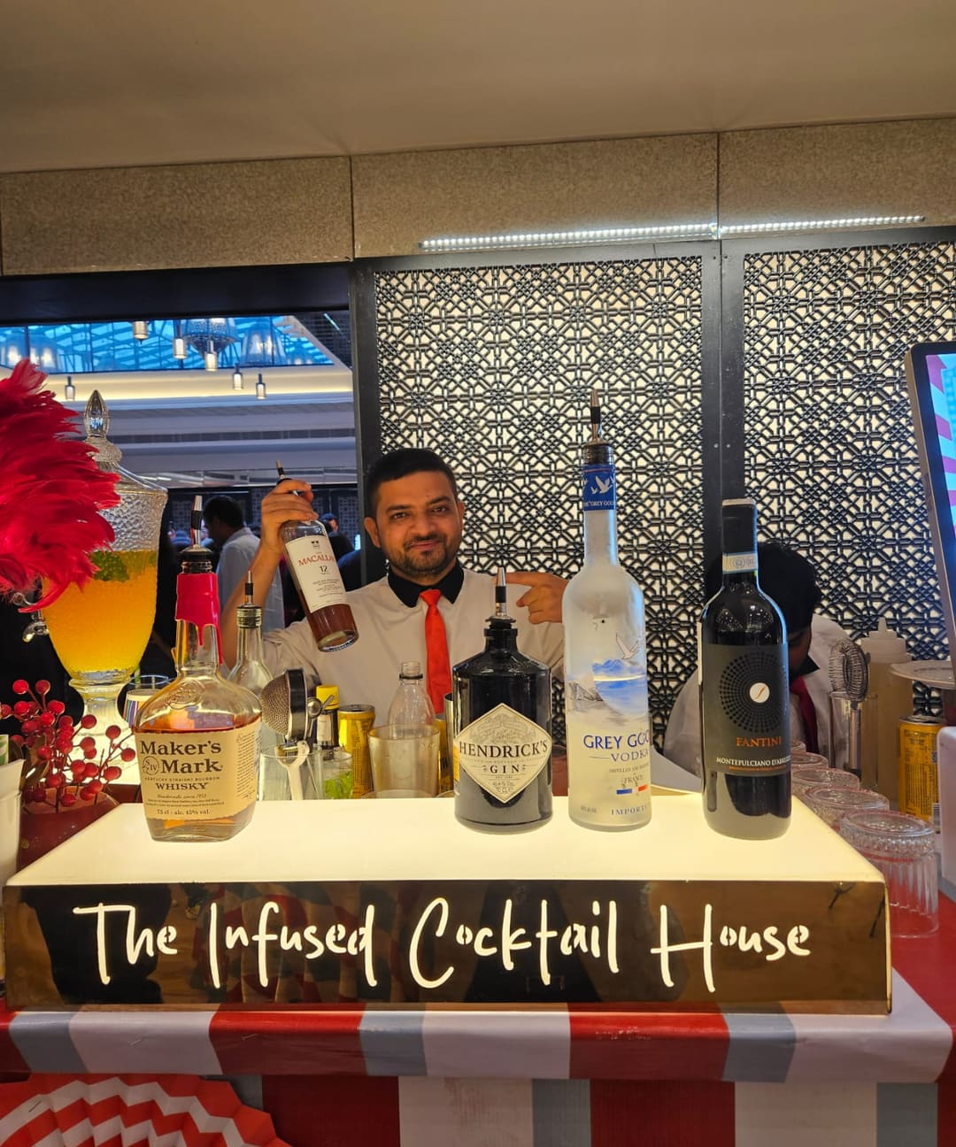 Professional bartenders 3